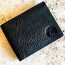 Purse rental in Luxury fashion category